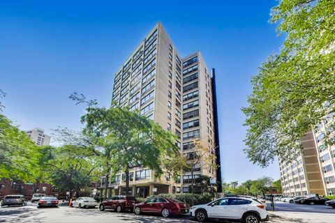 Tiny photo for 5050 S East End Avenue #4B, Chicago, IL 60615 (MLS # 12484730)