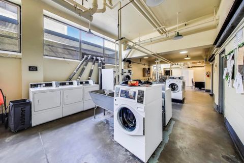 Tiny photo for 5050 S East End Avenue #4B, Chicago, IL 60615 (MLS # 12484730)