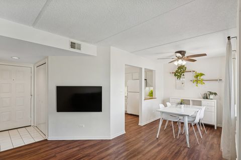 Tiny photo for 104 N Pine Avenue #505, Arlington Heights, IL 60004 (MLS # 12523269)