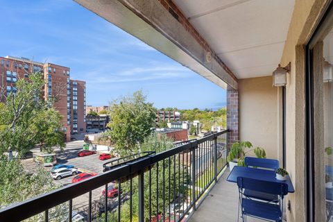 Tiny photo for 104 N Pine Avenue #505, Arlington Heights, IL 60004 (MLS # 12523269)