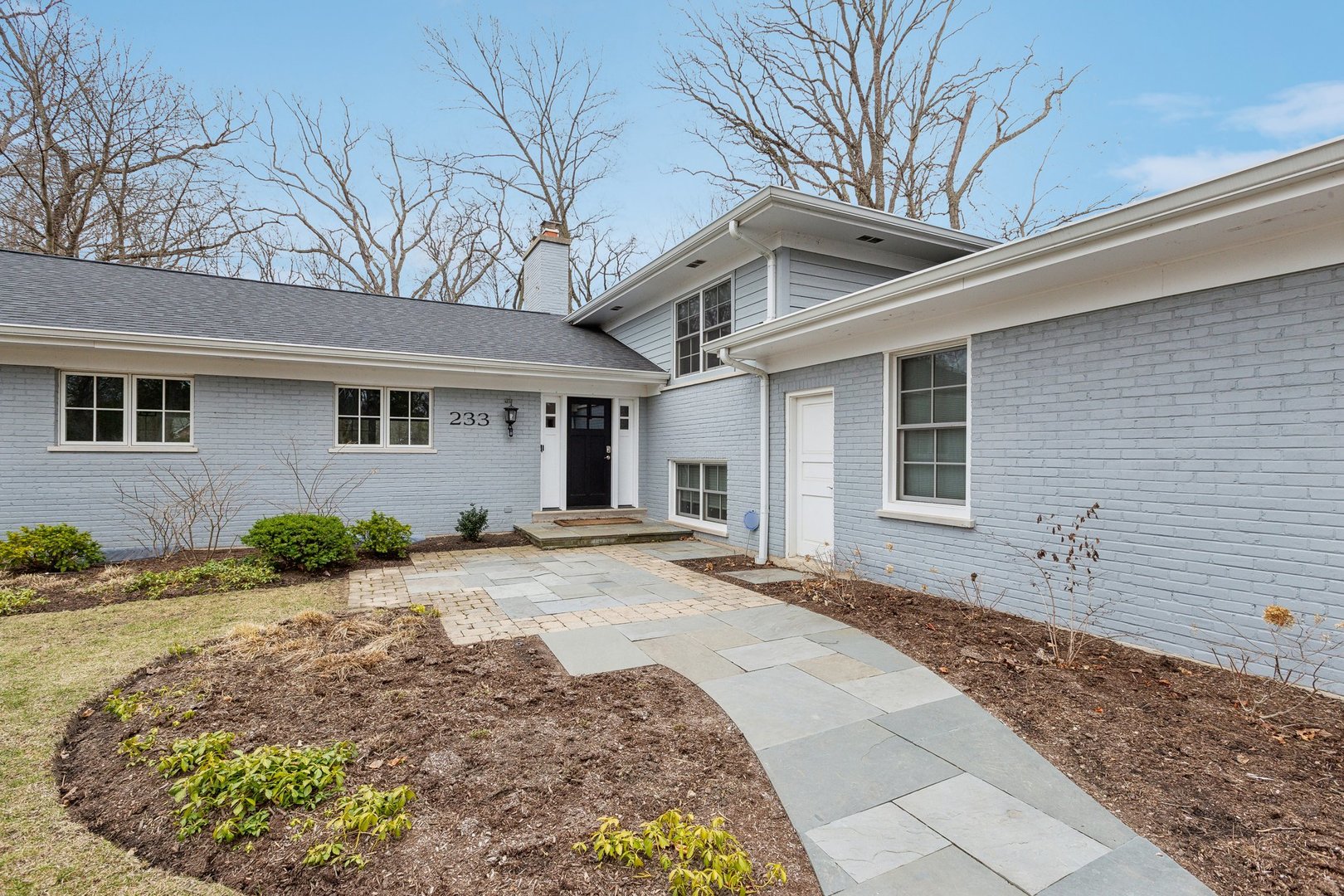 233 E Witchwood Lane