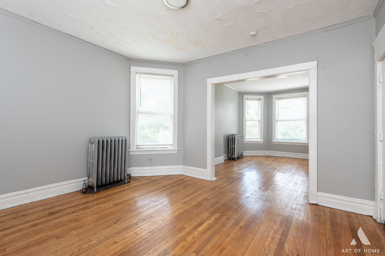 1229 E 71st Street