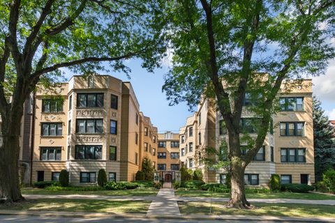 4110 N Keystone Avenue 1N Chicago IL 60641