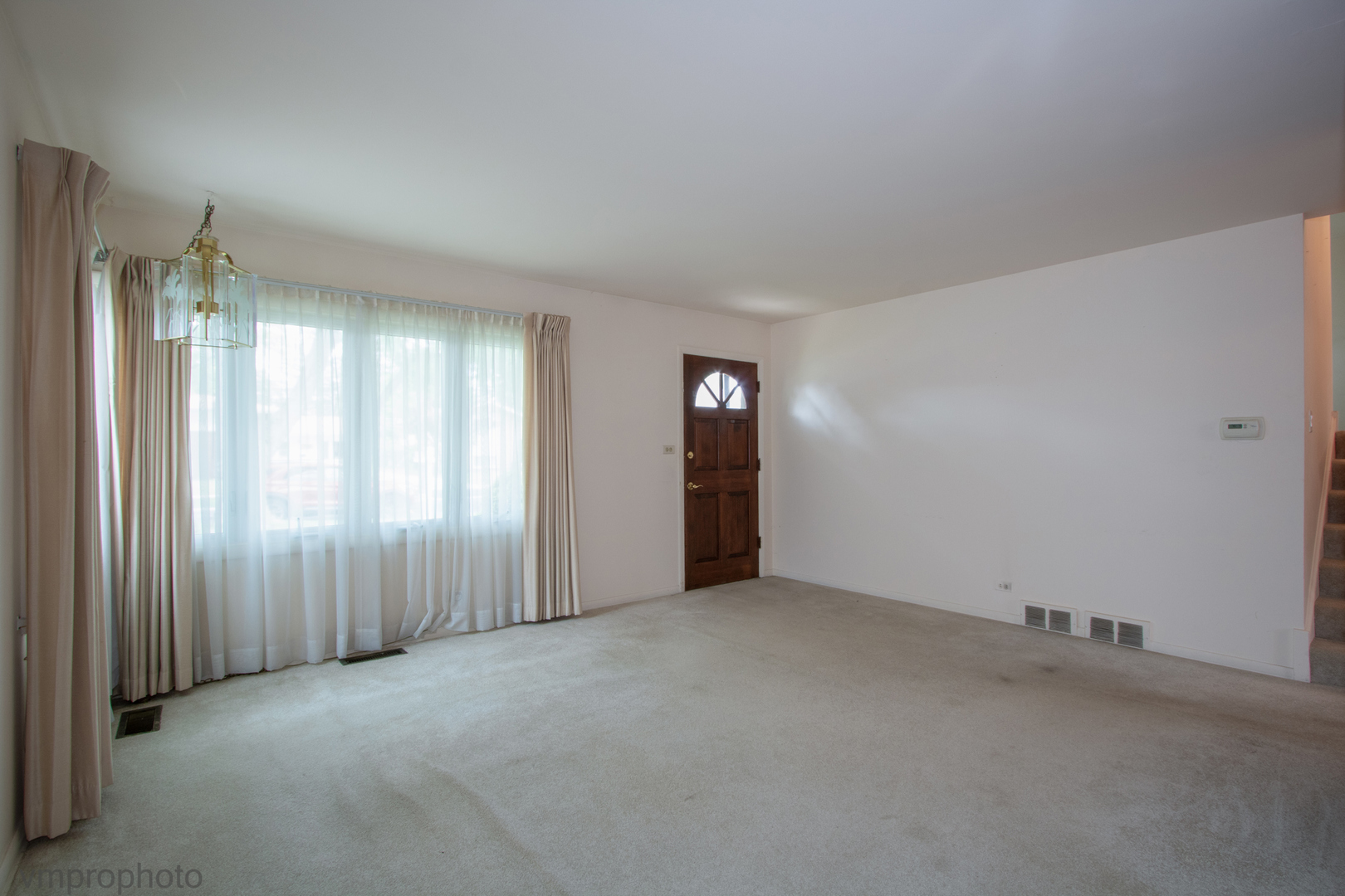 606 N Elmhurst Avenue