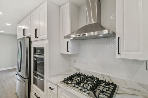 Tiny photo for 2824 Jonquil Lane, Woodridge, IL 60517 (MLS # 12626594)