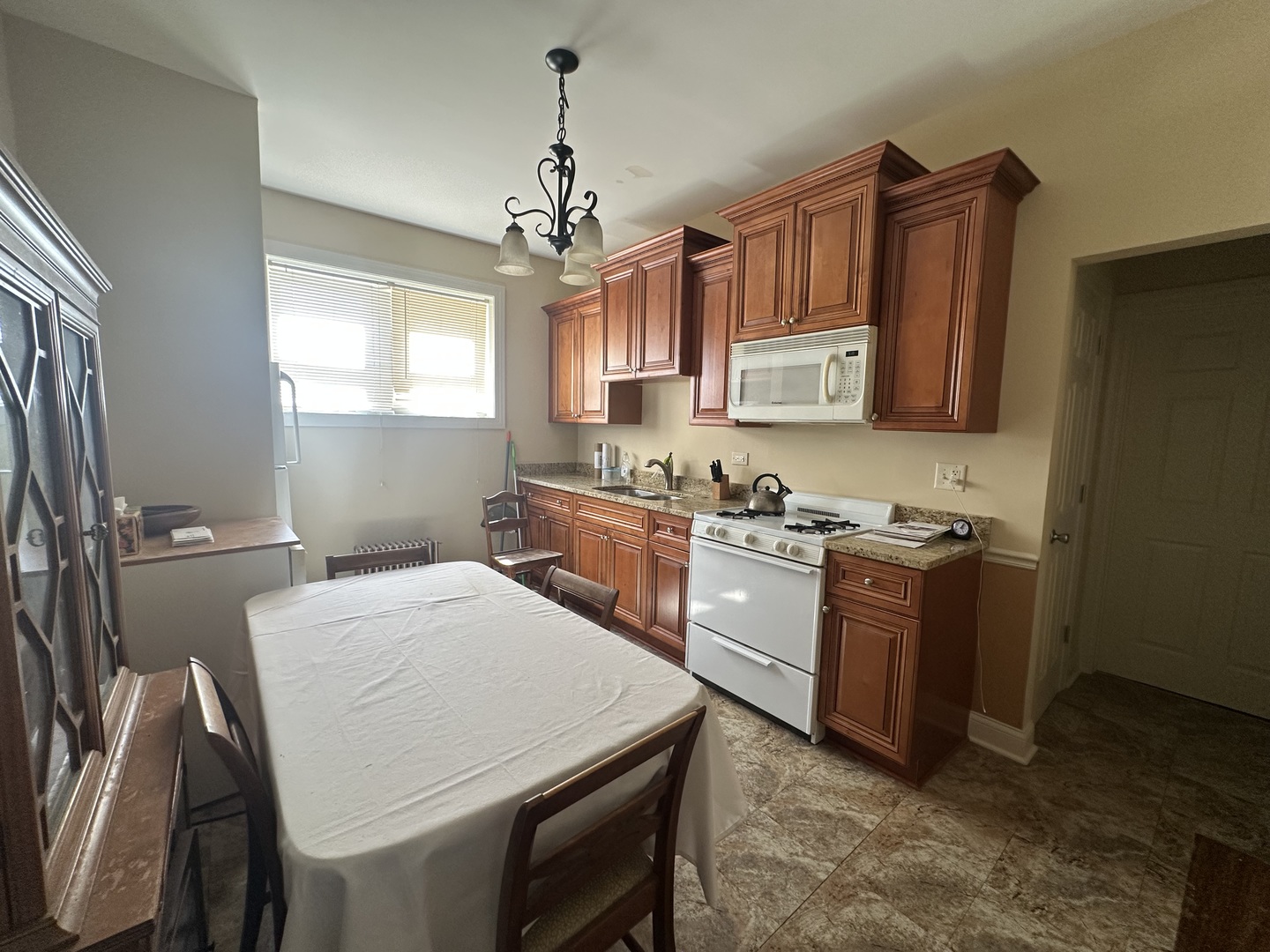 1801 S Lombard Avenue