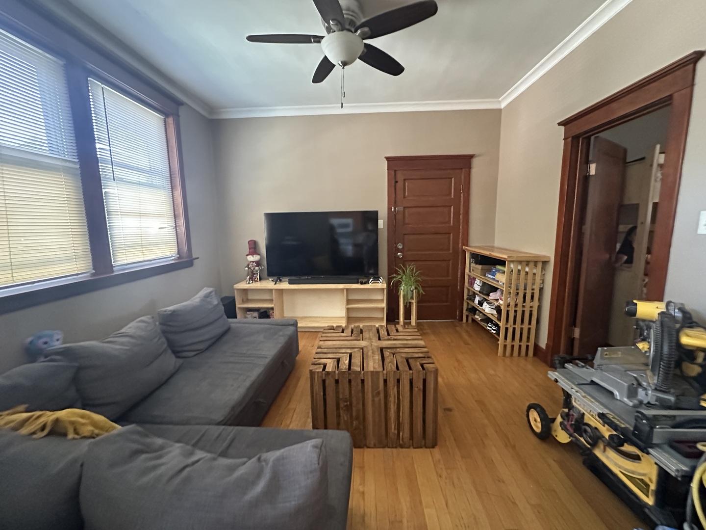 1801 S Lombard Avenue