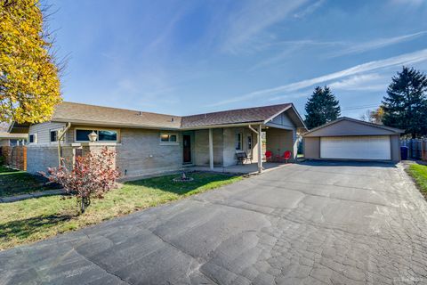 A home in Oak Lawn