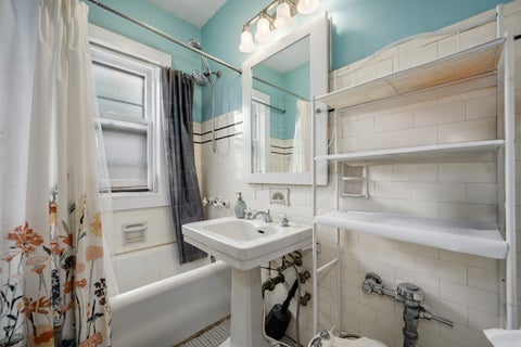 Tiny photo for 442 Elmwood Avenue #2, Evanston, IL 60202 (MLS # 12723543)