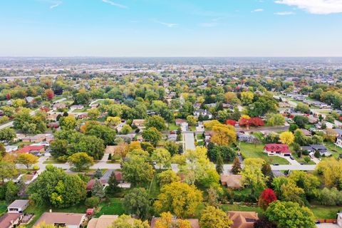 Tiny photo for 9010 S 84th Avenue, Hickory Hills, IL 60457 (MLS # 12506020)