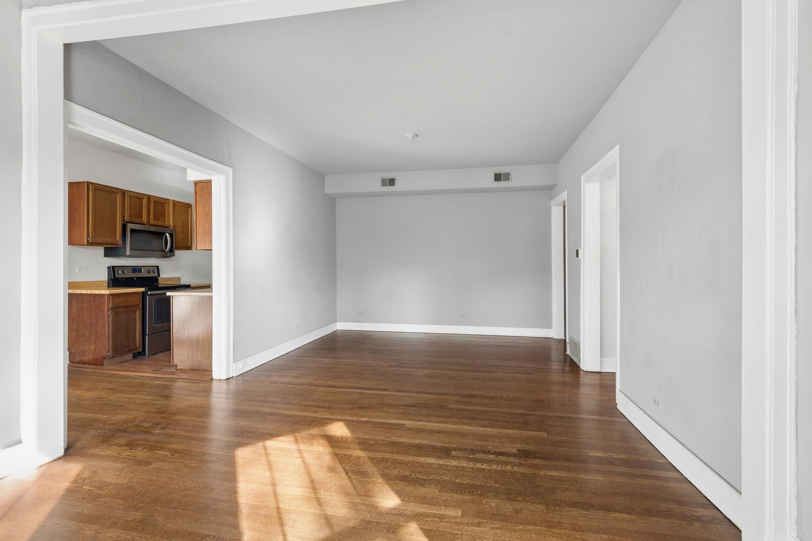 6257 N Sheridan Road 48