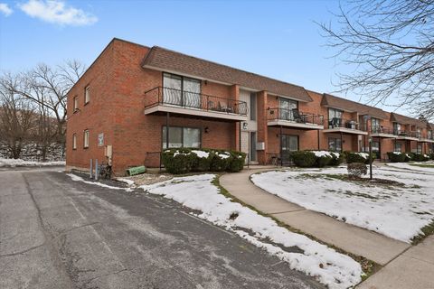 Tiny photo for 629 N Carroll Parkway #208, Glenwood, IL 60425 (MLS # 12544629)