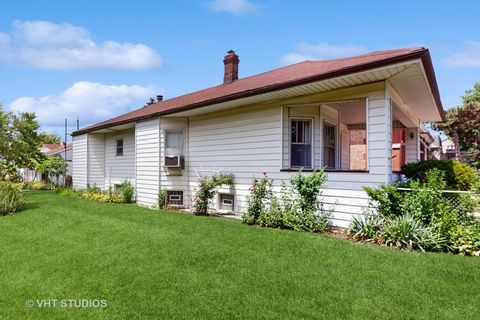 Tiny photo for 3120 N Natoma Avenue, Chicago, IL 60634 (MLS # 12577951)