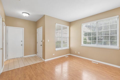 Tiny photo for 2986 Waters Edge Circle, Aurora, IL 60504 (MLS # 12739916)