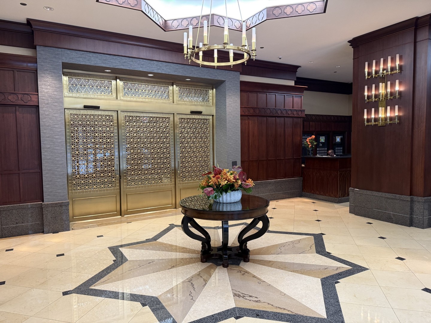 21 E Huron Street 1205