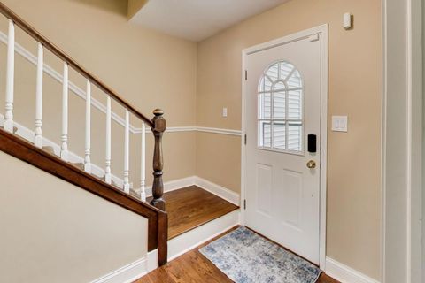 Tiny photo for 606 Thackeray Lane, Fox River Grove, IL 60021 (MLS # 12586964)