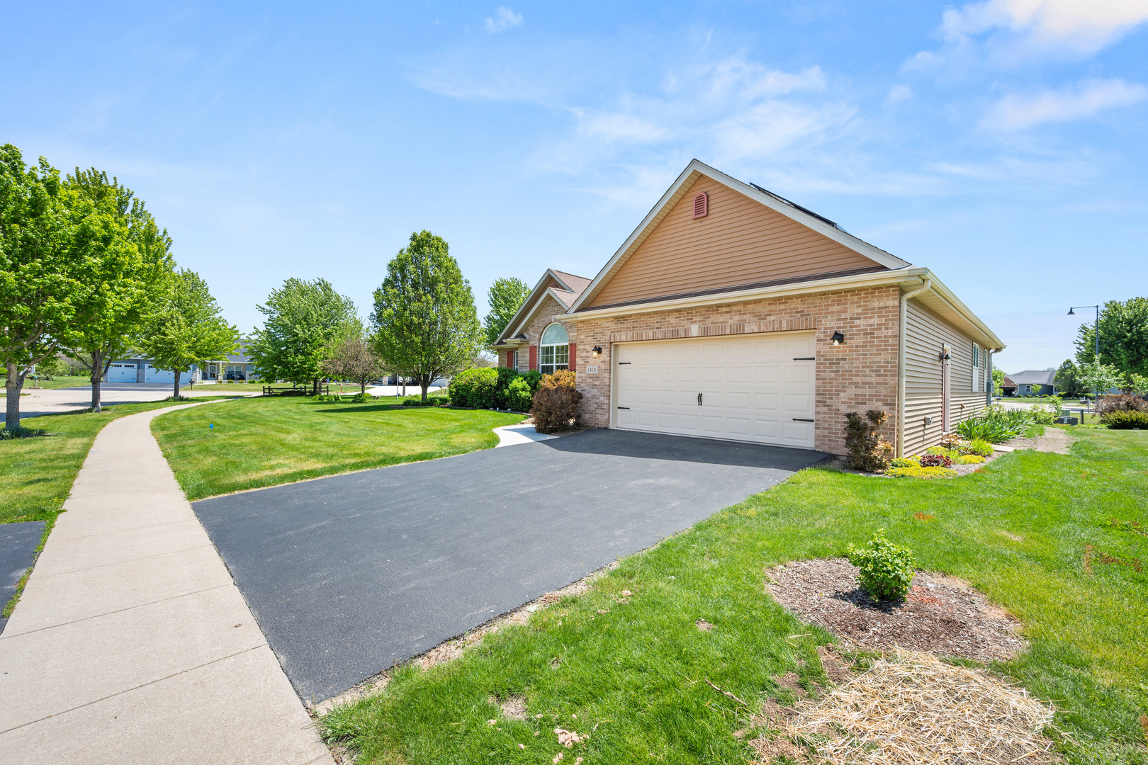 1418 Beach Lane
