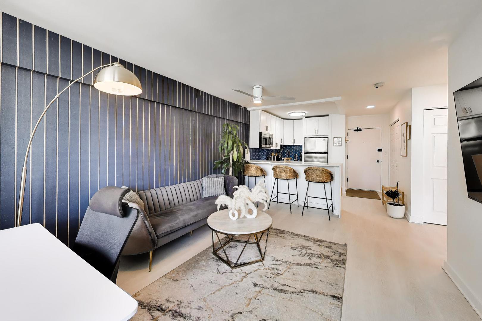 1255 N SANDBURG Terrace 1505