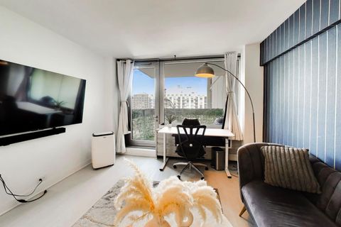 Tiny photo for 1255 N SANDBURG Terrace #1505, Chicago, IL 60610 (MLS # 12617829)