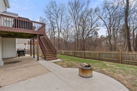 Tiny photo for 722 24th Avenue Court, Moline, IL 61265 (MLS # 12598978)