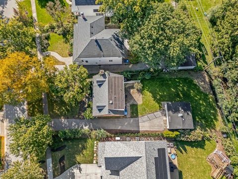 Tiny photo for 18 Oxford Avenue, Clarendon Hills, IL 60514 (MLS # 12770631)