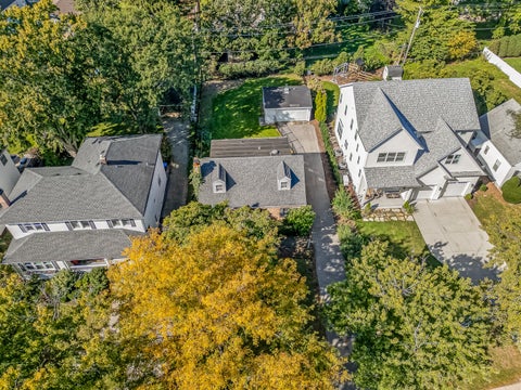 Tiny photo for 18 Oxford Avenue, Clarendon Hills, IL 60514 (MLS # 12770631)
