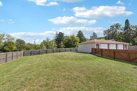Tiny photo for 715 Fuller Road, Gurnee, IL 60031 (MLS # 12459615)