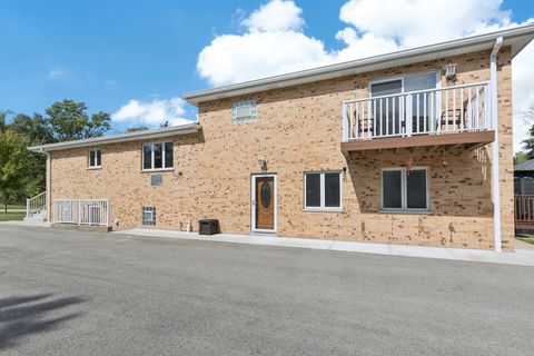Tiny photo for 715 Fuller Road, Gurnee, IL 60031 (MLS # 12459615)