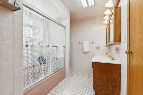 Tiny photo for 715 Fuller Road, Gurnee, IL 60031 (MLS # 12459615)