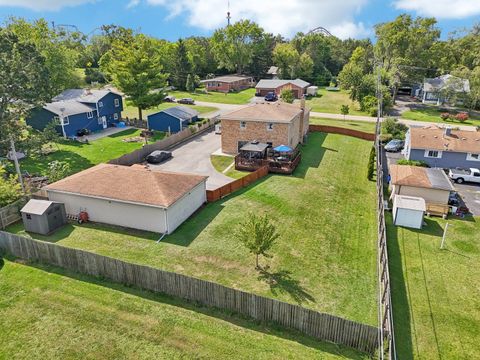 Tiny photo for 715 Fuller Road, Gurnee, IL 60031 (MLS # 12459615)