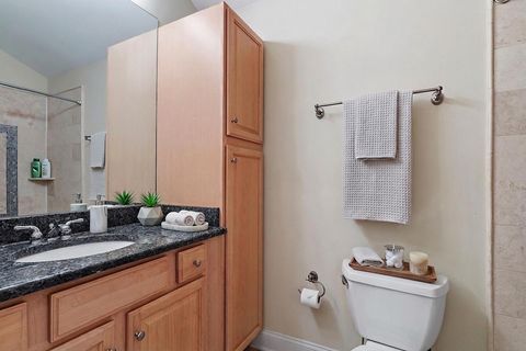 Tiny photo for 4910 W Catalpa Avenue, Chicago, IL 60630 (MLS # 12603242)