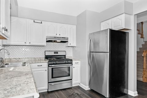 Tiny photo for 12704 S Muskegon Avenue, Chicago, IL 60633 (MLS # 12558011)