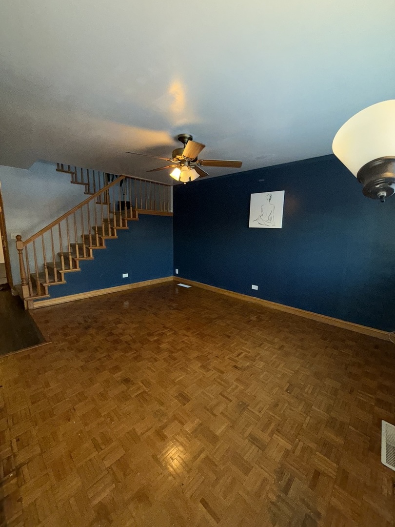 12704 S Muskegon Avenue