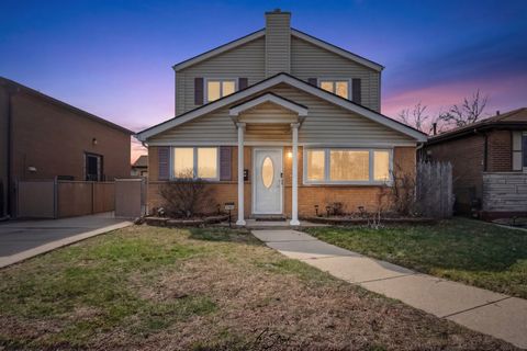 Photo of 12704 S Muskegon Avenue, Chicago, IL 60633 (MLS # 12558011)