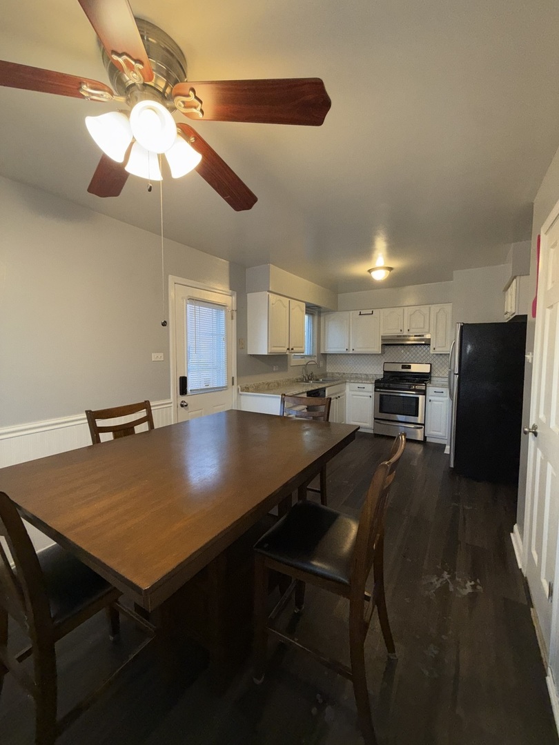 12704 S Muskegon Avenue