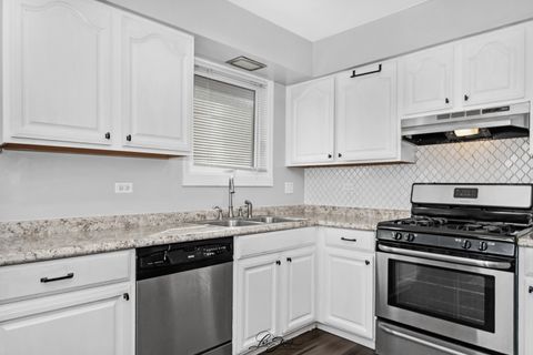 Tiny photo for 12704 S Muskegon Avenue, Chicago, IL 60633 (MLS # 12558011)