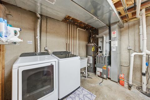 Tiny photo for 18510 BELLAGIO Circle #18510, Tinley Park, IL 60477 (MLS # 12613610)