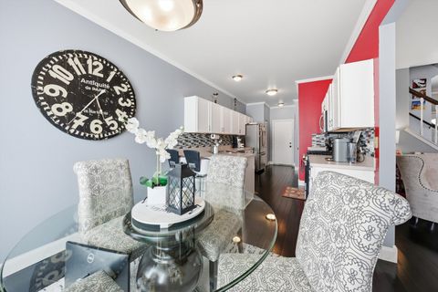 Tiny photo for 18510 BELLAGIO Circle #18510, Tinley Park, IL 60477 (MLS # 12613610)