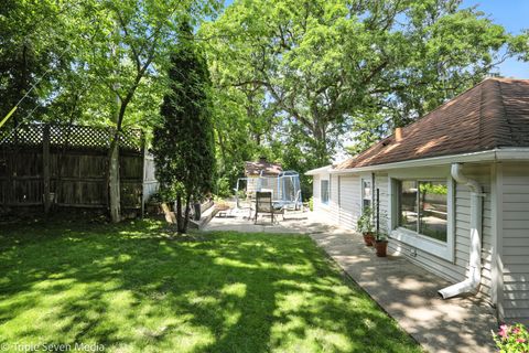 Tiny photo for 28629 W Ravine Drive, Barrington, IL 60010 (MLS # 12592590)