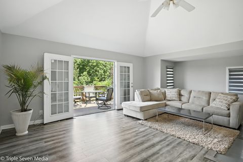 Tiny photo for 28629 W Ravine Drive, Barrington, IL 60010 (MLS # 12592590)