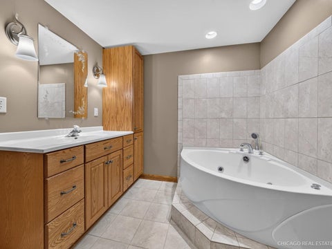 Tiny photo for 17119 Fieldstone Drive, Marengo, IL 60152 (MLS # 12624141)