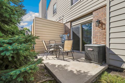 Tiny photo for 9209 Cliffside Lane, Orland Park, IL 60462 (MLS # 12489656)