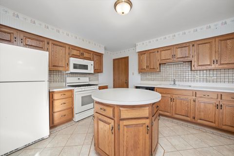 Tiny photo for 8319 161st Place, Tinley Park, IL 60477 (MLS # 12482795)