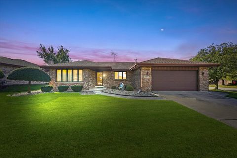 Tiny photo for 8319 161st Place, Tinley Park, IL 60477 (MLS # 12482795)