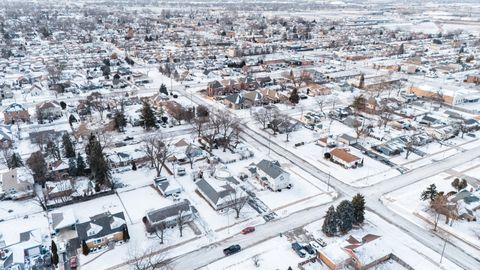 Tiny photo for 8014 MOBILE Avenue, Burbank, IL 60459 (MLS # 12552504)