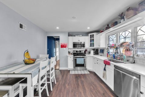 Tiny photo for 8014 MOBILE Avenue, Burbank, IL 60459 (MLS # 12552504)