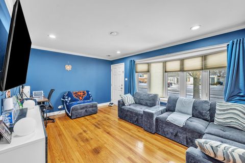 Tiny photo for 8014 MOBILE Avenue, Burbank, IL 60459 (MLS # 12552504)