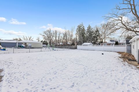 Tiny photo for 8014 MOBILE Avenue, Burbank, IL 60459 (MLS # 12552504)