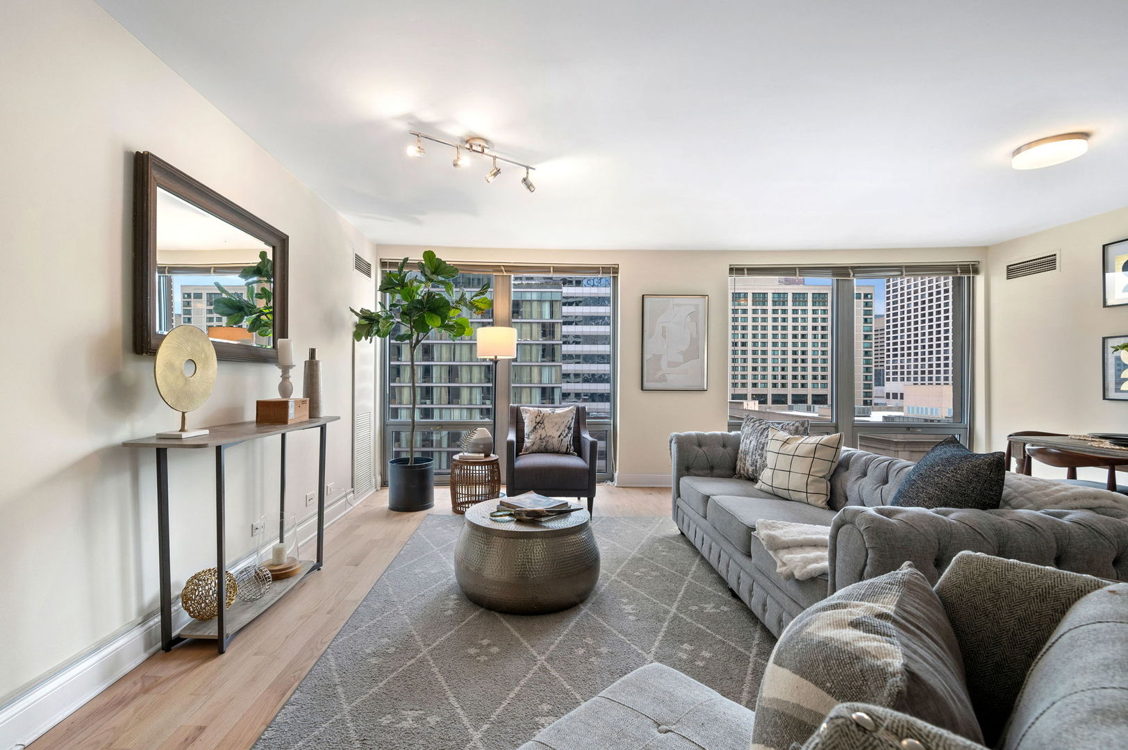 440 N Wabash Avenue 1406