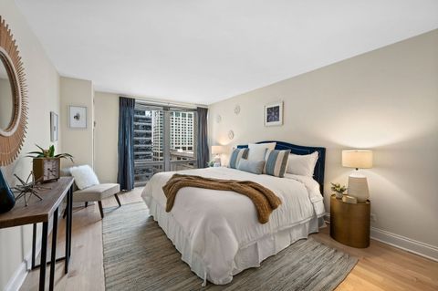 Tiny photo for 440 N Wabash Avenue #1406, Chicago, IL 60611 (MLS # 12559464)